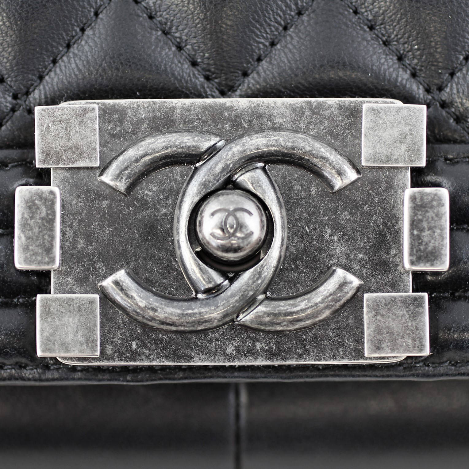 Chanel Boy Bag Old Medium Logo