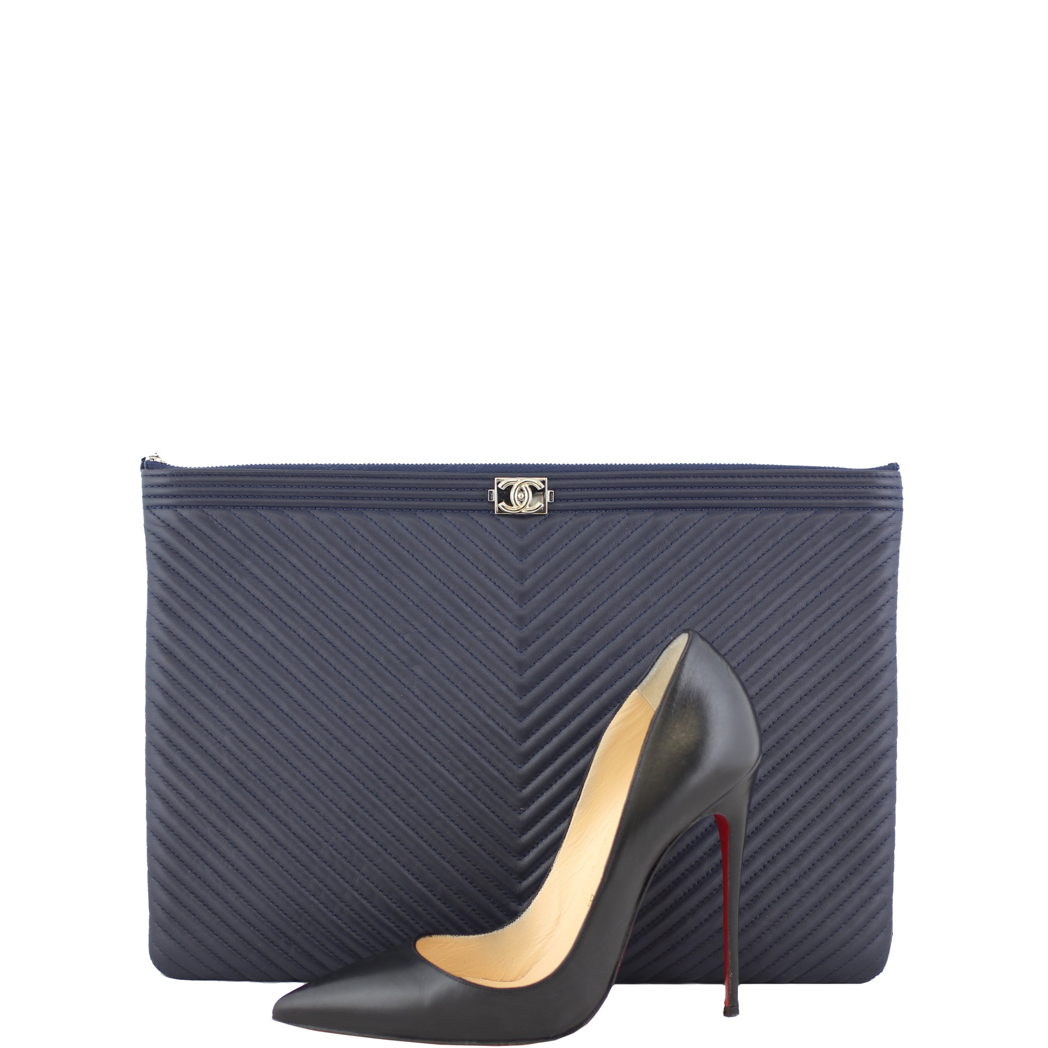 Chanel Boy Chevron O-Case Large Scale