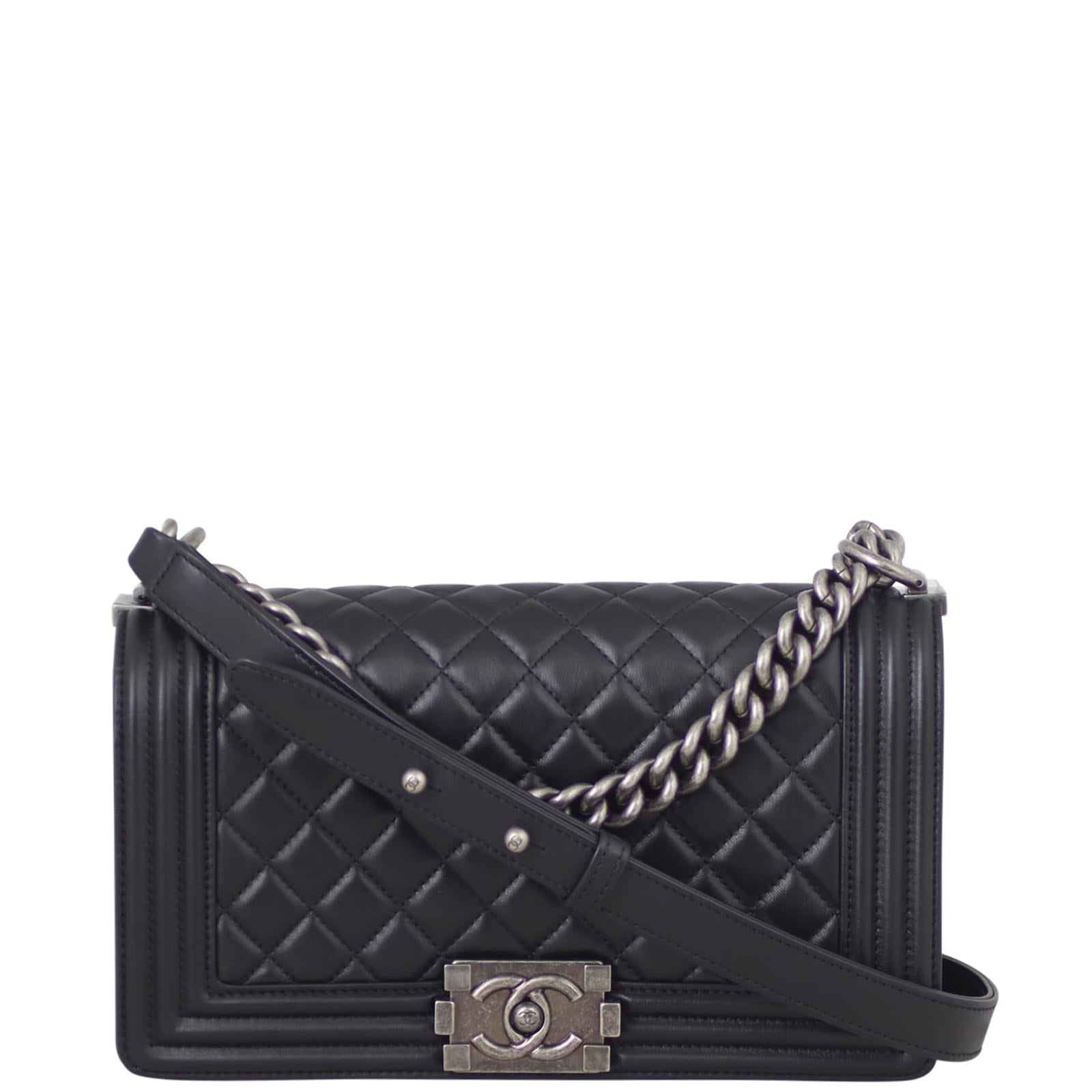 Chanel Boy Old Medium Front