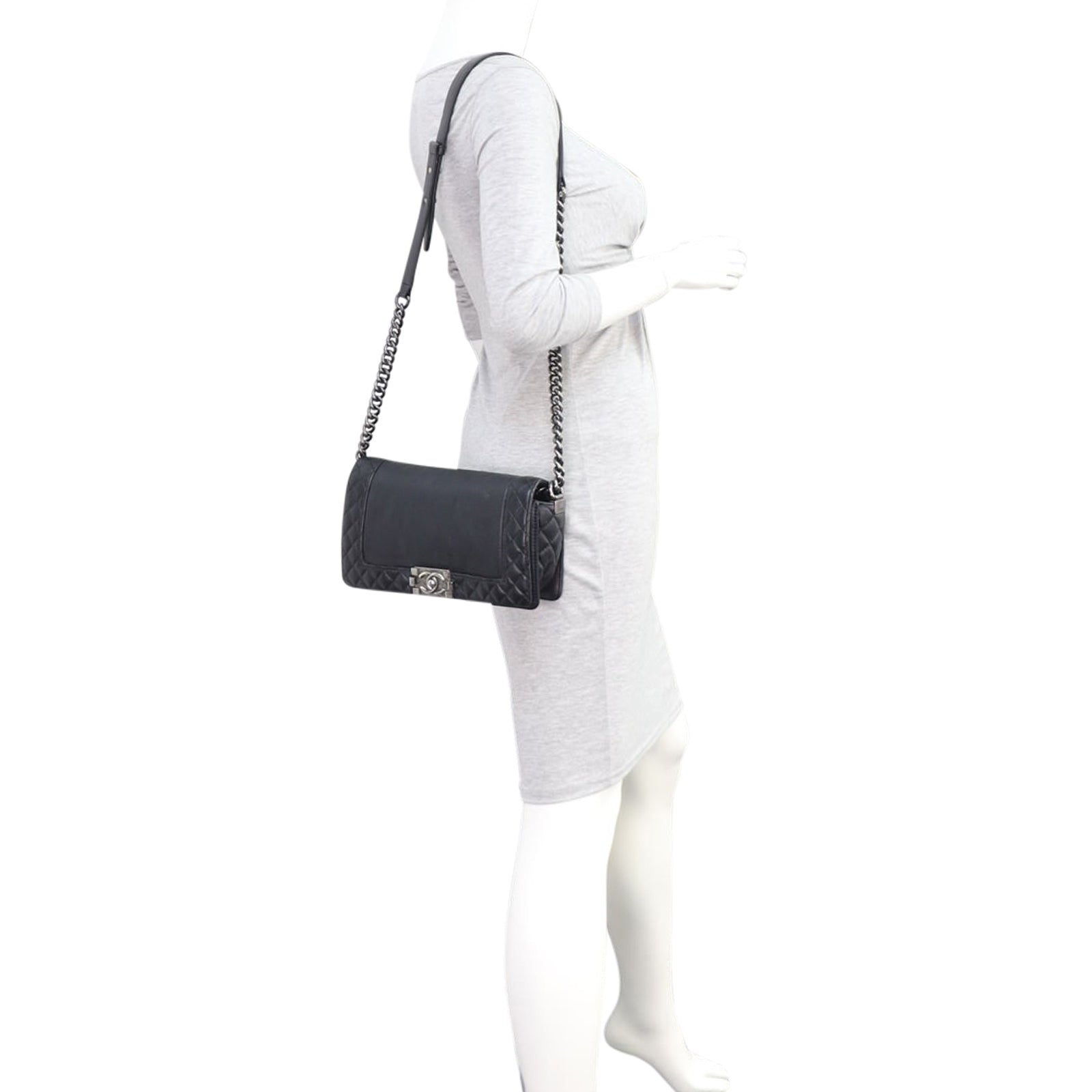 Chanel Boy Reverso Medium Mannequin