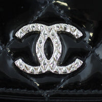 Chanel Brilliant Wallet on Chain Logo