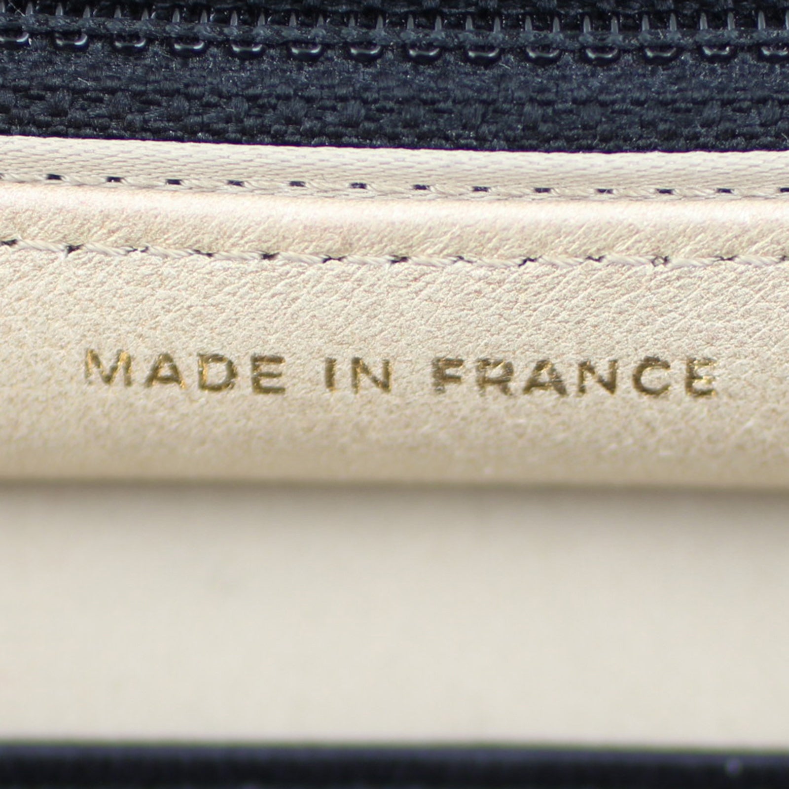 Chanel Camellia Wallet on Chain Stamp