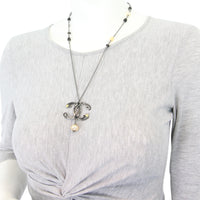 Chanel CC Pendant Bead Necklace Mannequin
