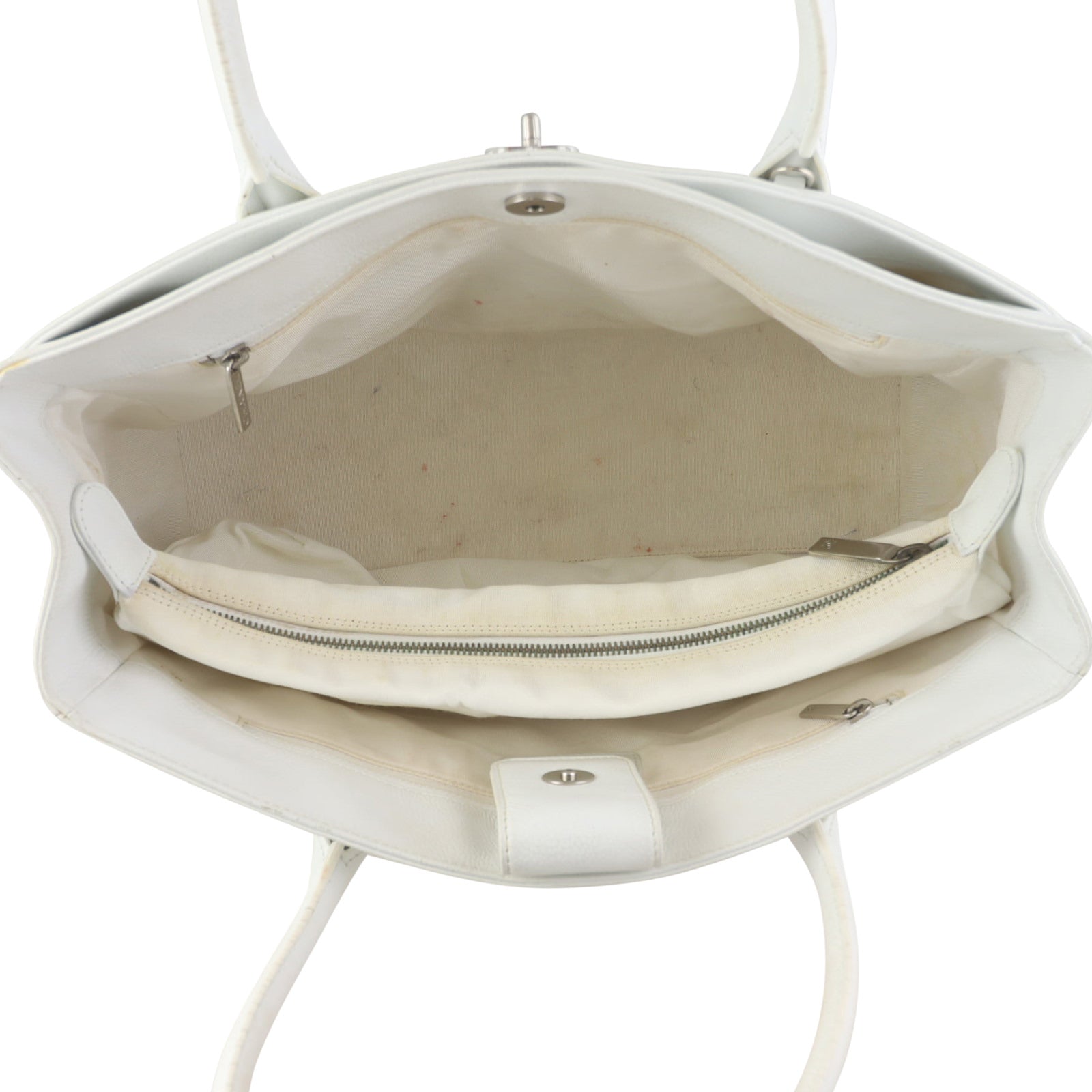 Chanel Cerf Tote Interior