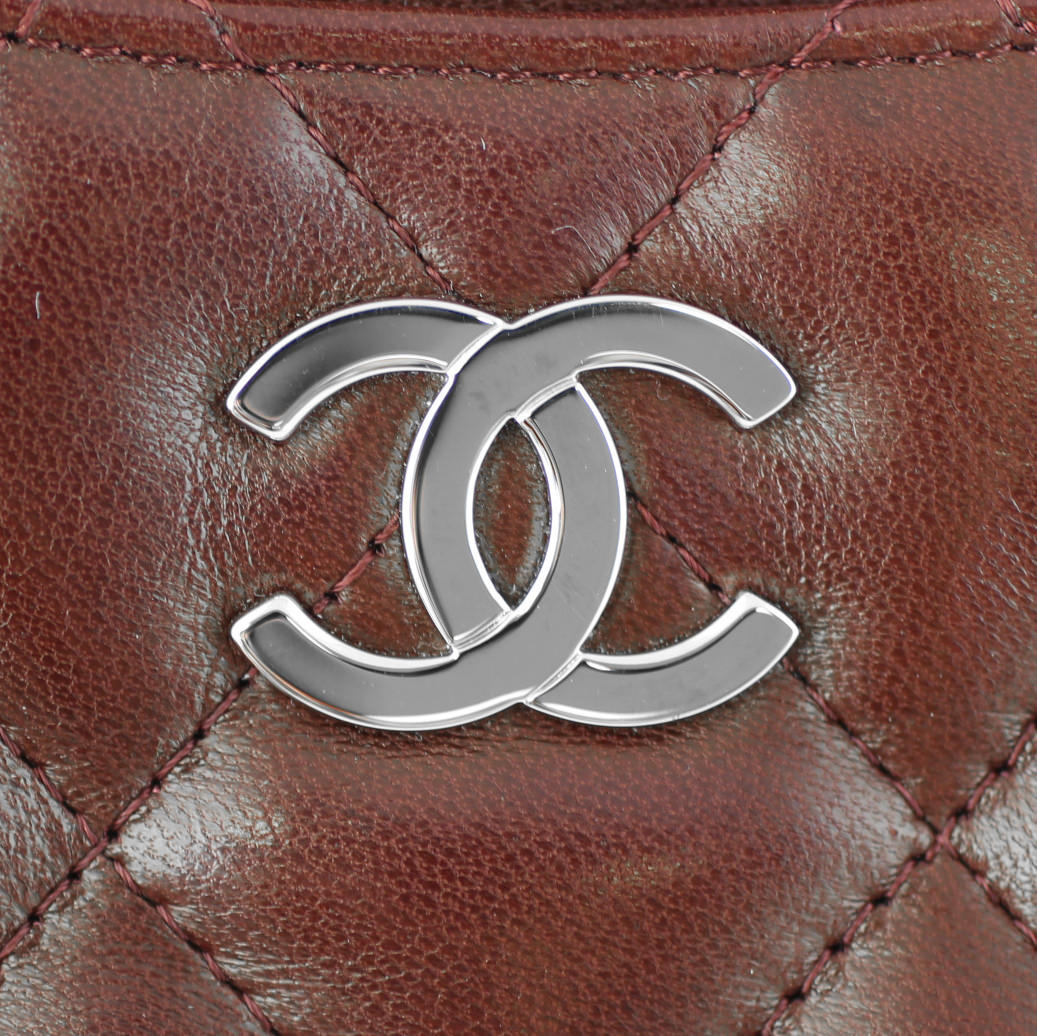 Chanel CC Classic Camera Case Logo