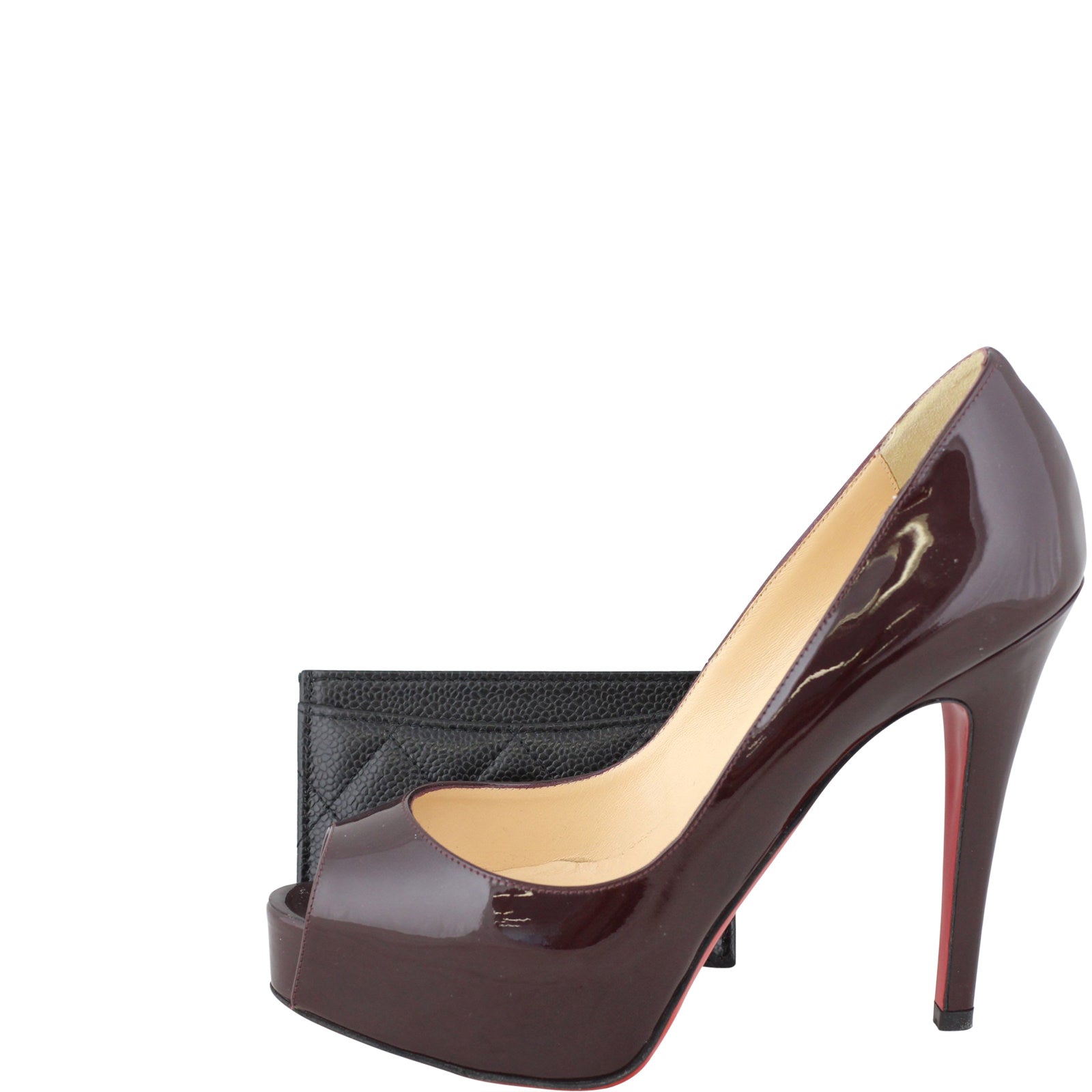 Chanel Classic Card Holder Scale