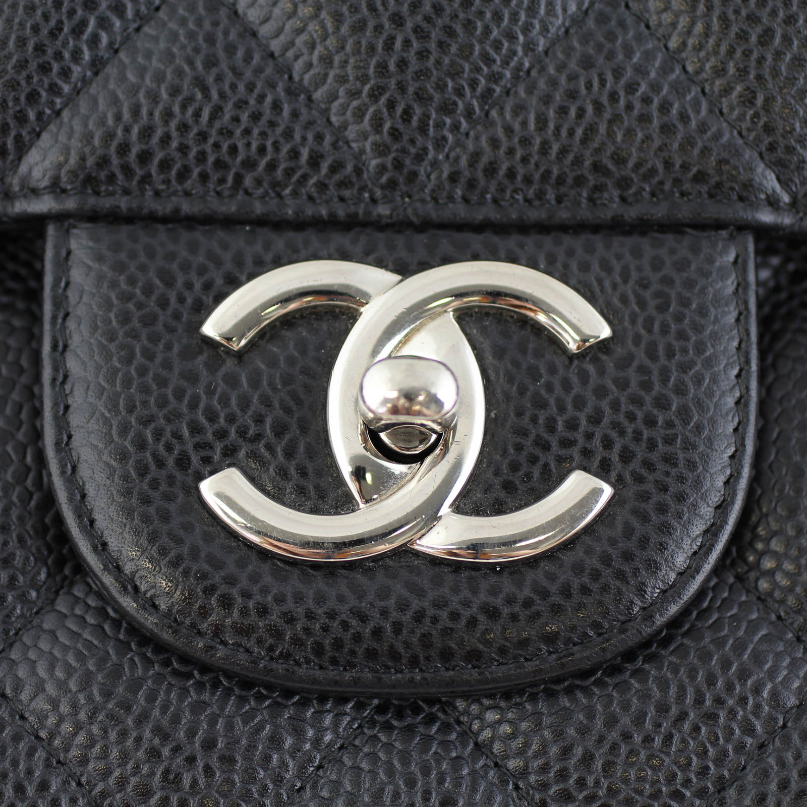 Chanel Classic Double Flap Maxi turnlock