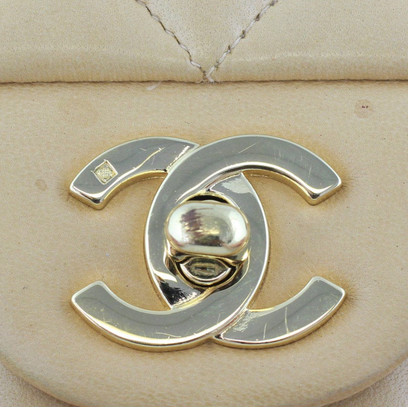 Chanel Classic Double Flap Medium Exterior