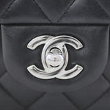 Chanel Classic Double Flap Small turnlock