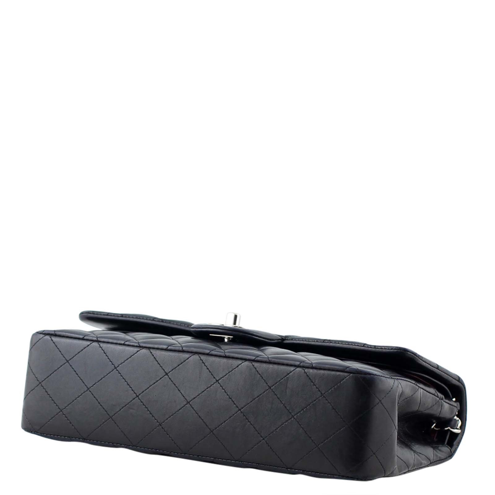 Chanel Classic Double Flap Medium Corner