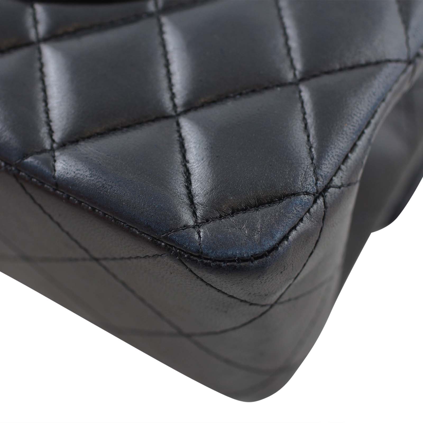 Chanel Classic Double Flap Medium Corner