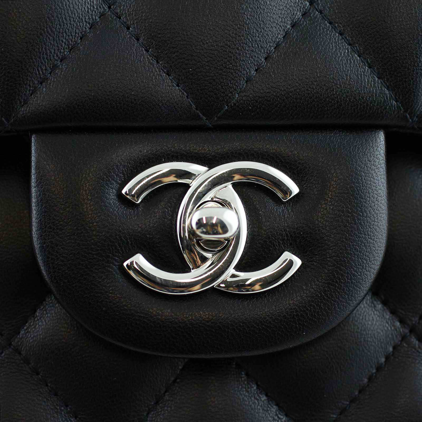 Chanel Classic Double Flap Jumbo CC
