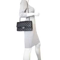 Chanel Classic Double Flap Medium mannequin