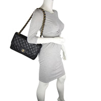 Chanel Classic Double Flap Jumbo mannequin