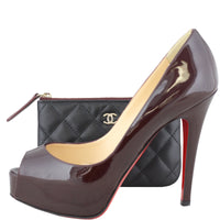 Chanel Classic Pouch Small Scale