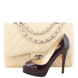 Gucci Jackie Small Soft Tote Scale