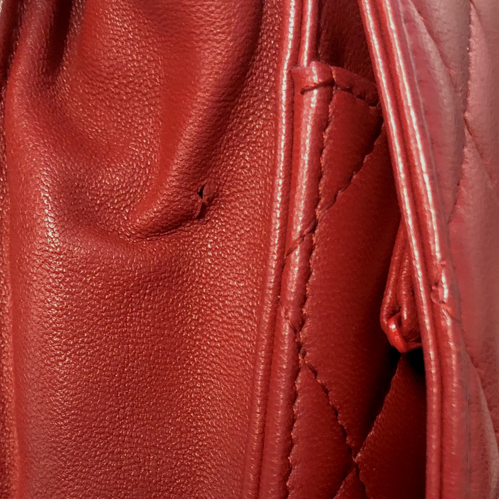 Chanel Classic Wallet on Chain Hole