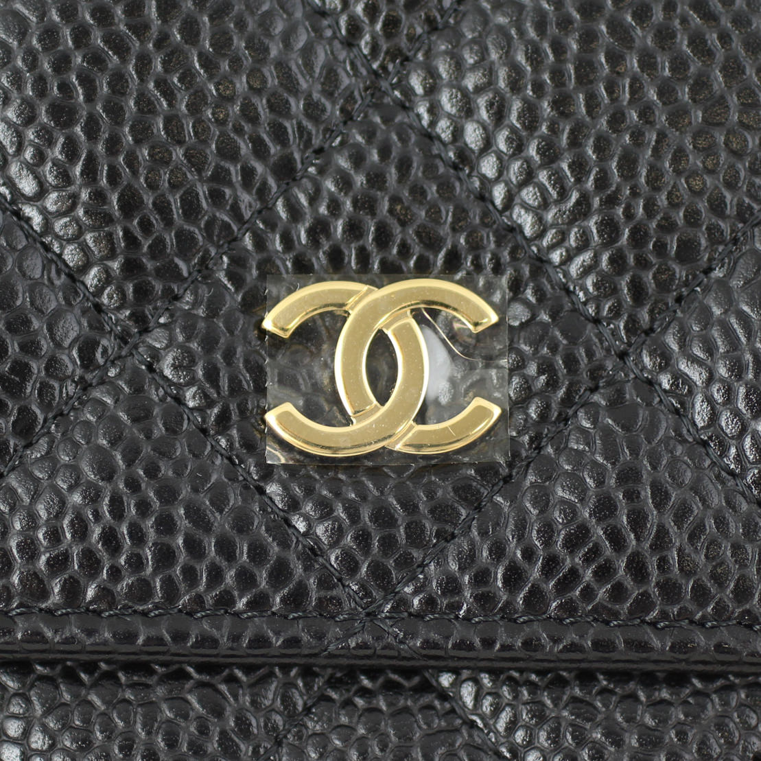 Chanel Classic Wallet on Chain Logo