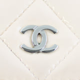 Chanel Classic Wallet on Chain Logo