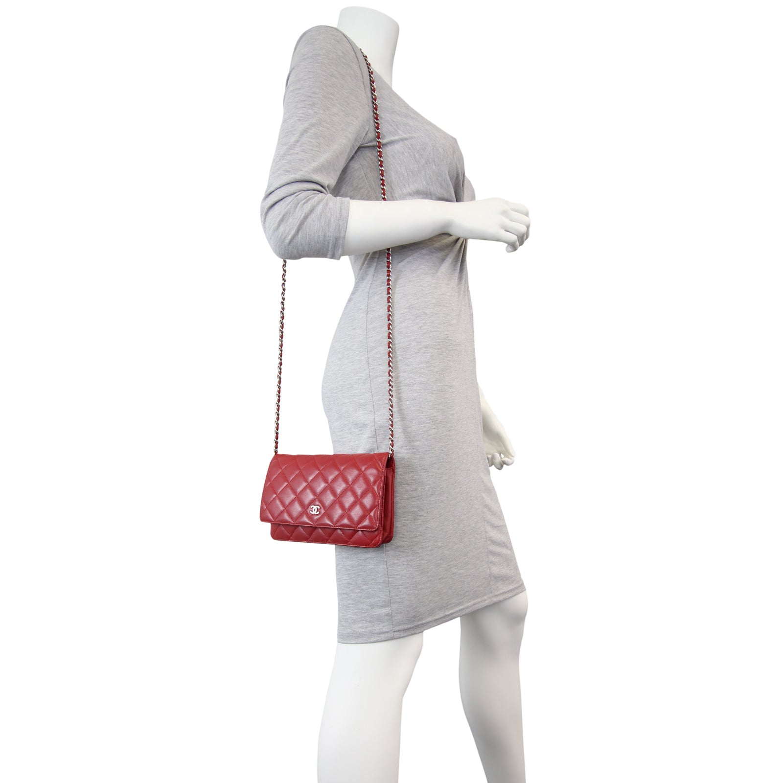 Chanel Classic Wallet on Chain Mannequin