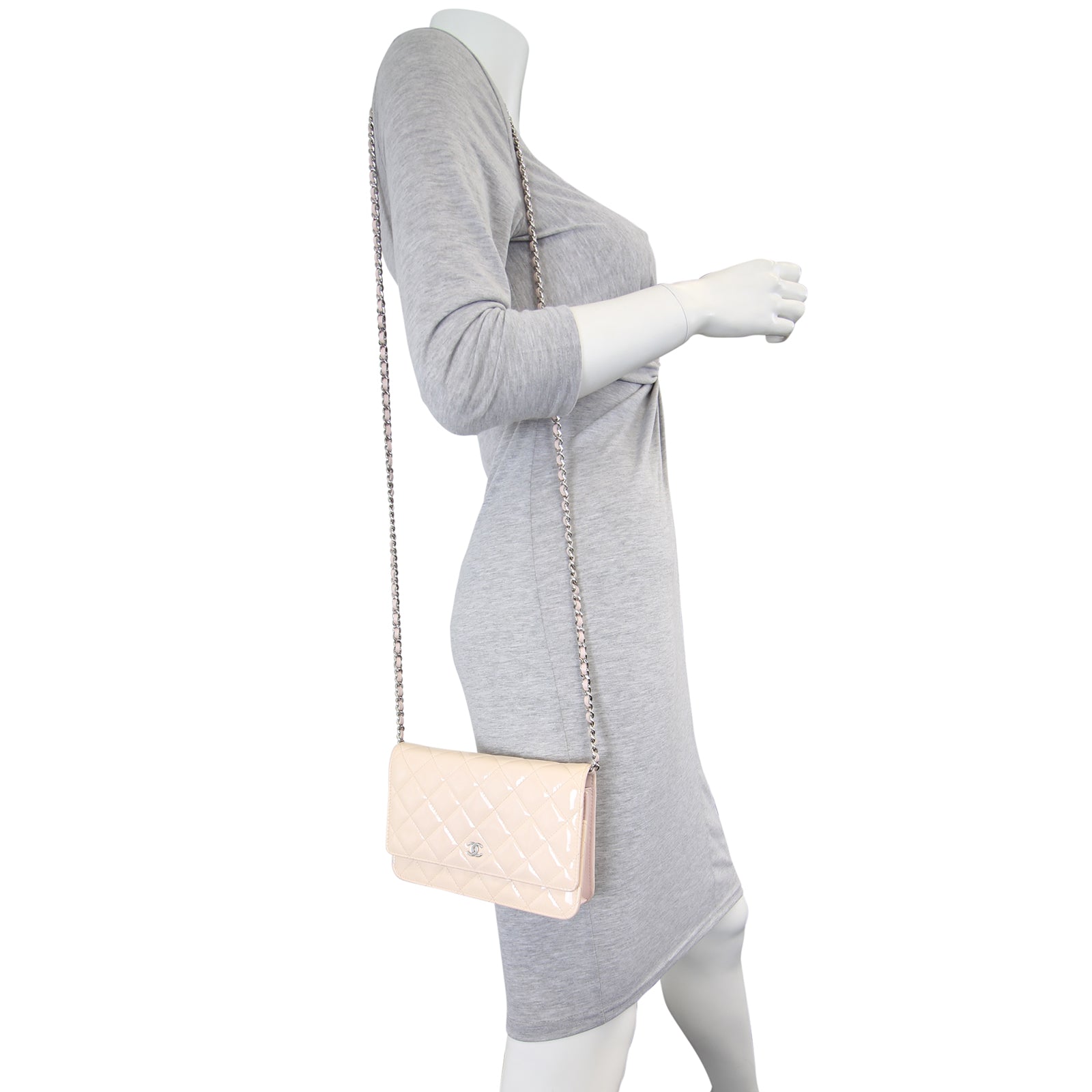 Chanel Classic Wallet on Chain Mannequin