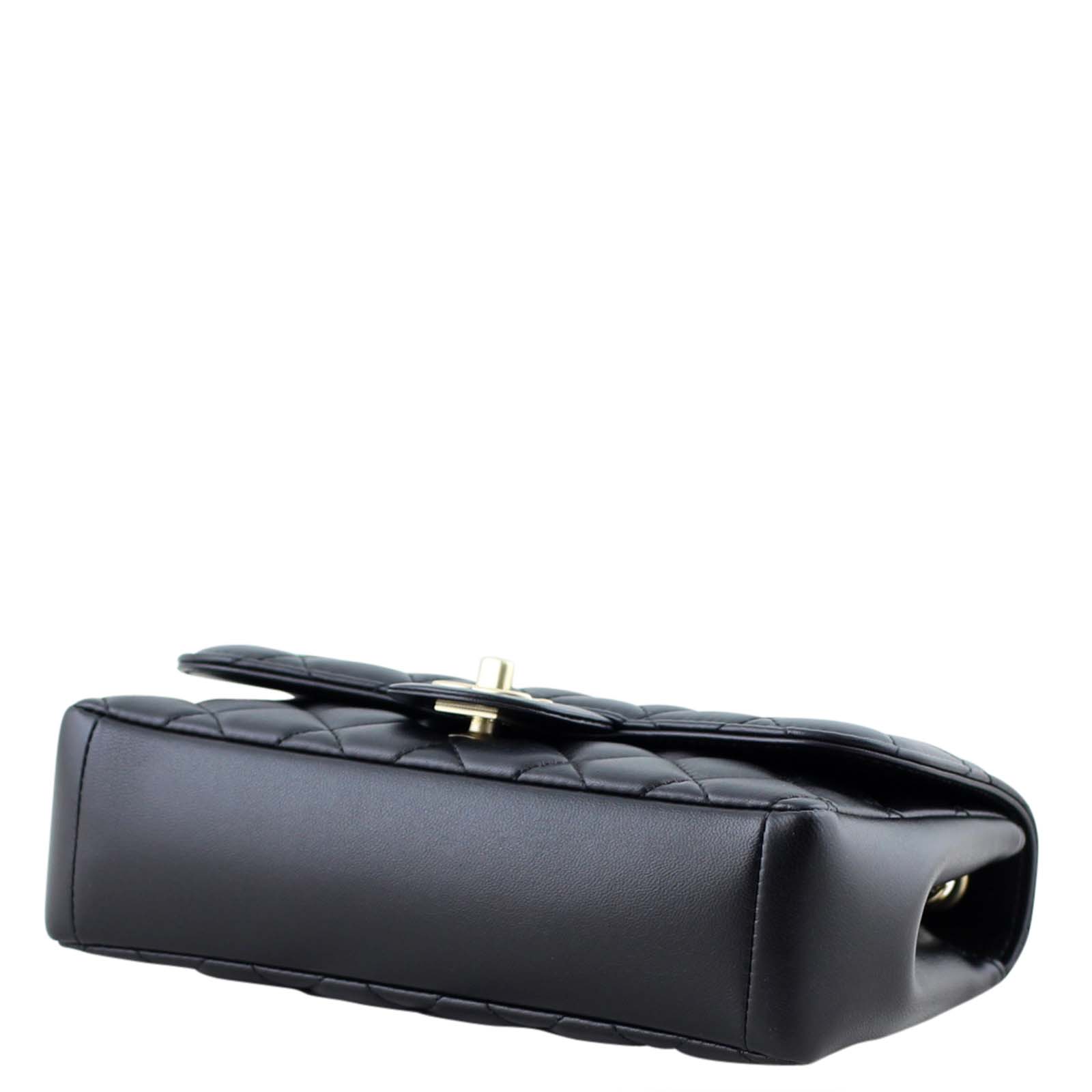 Chanel Quilted Diana Bag Corner