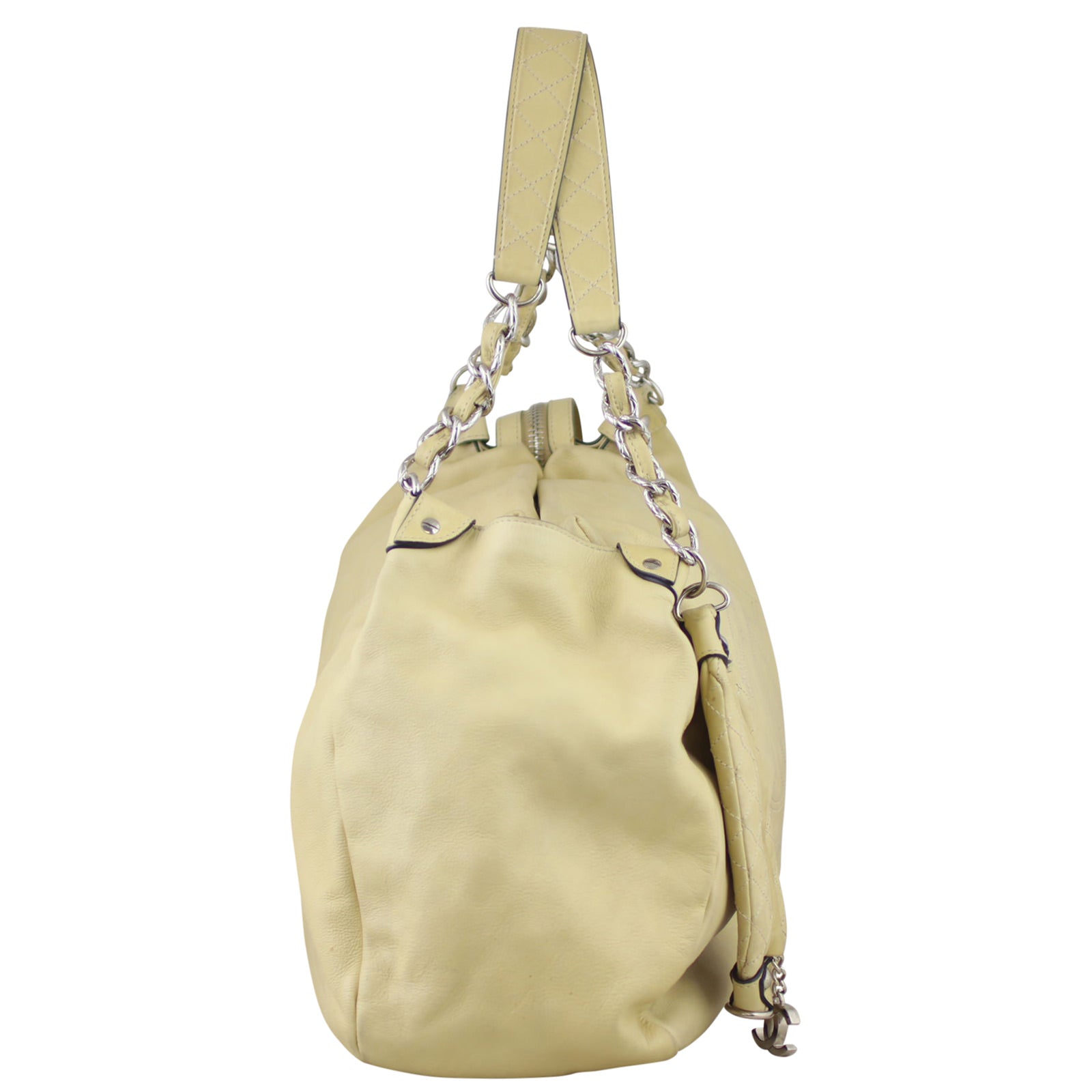 Chanel Edgy Hobo Right