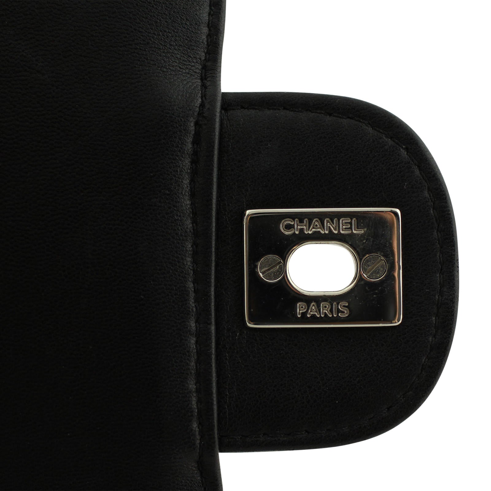 Chanel Classic Flap Bag Medium Plate