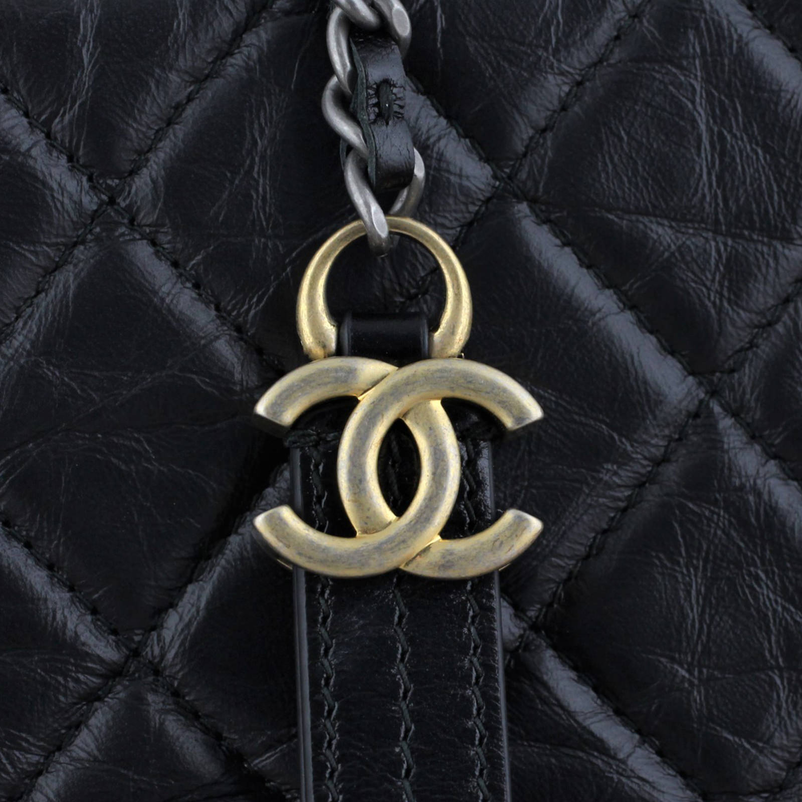 Chanel Gabrielle O-Case Logo