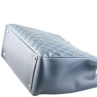 Chanel Grand Shopping Tote XL corner