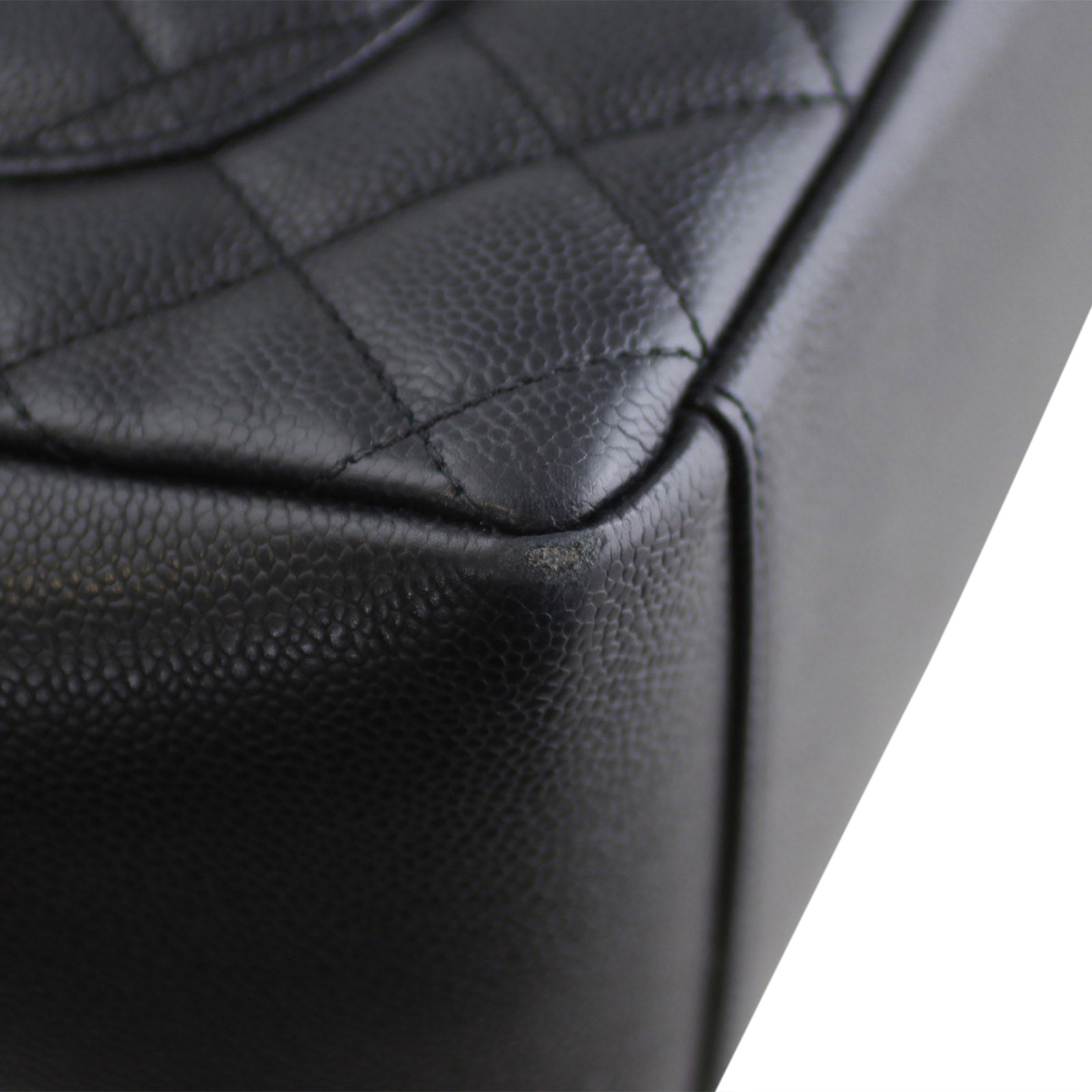 Chanel Grand Shopping Tote Edge