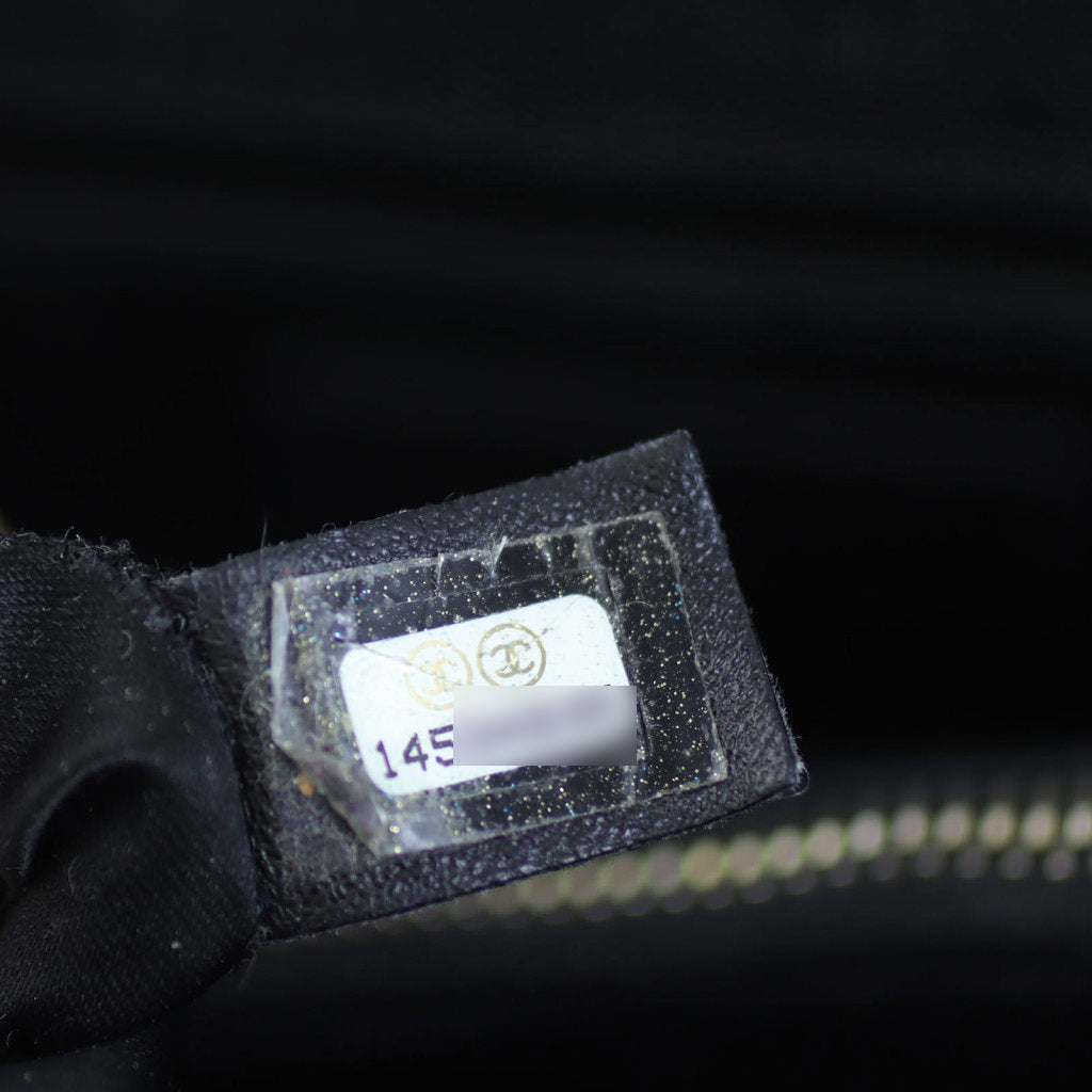 Chanel Grand Shopping Tote hologram