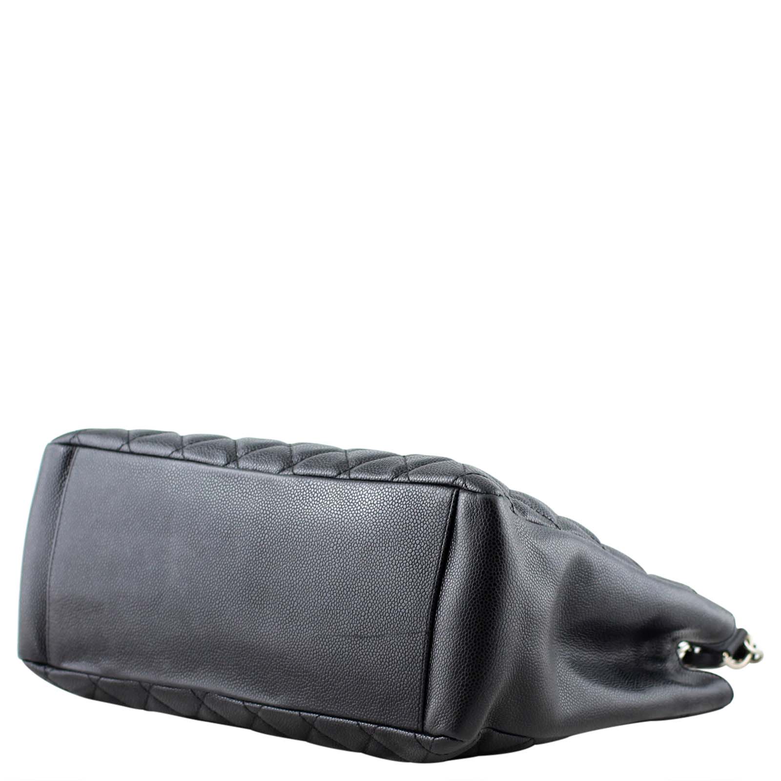 Chanel Grand Shopping Tote Corner