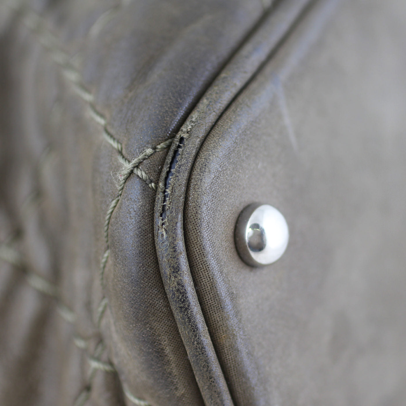 Chanel Iridescent Sea Hit Tote Large Edge