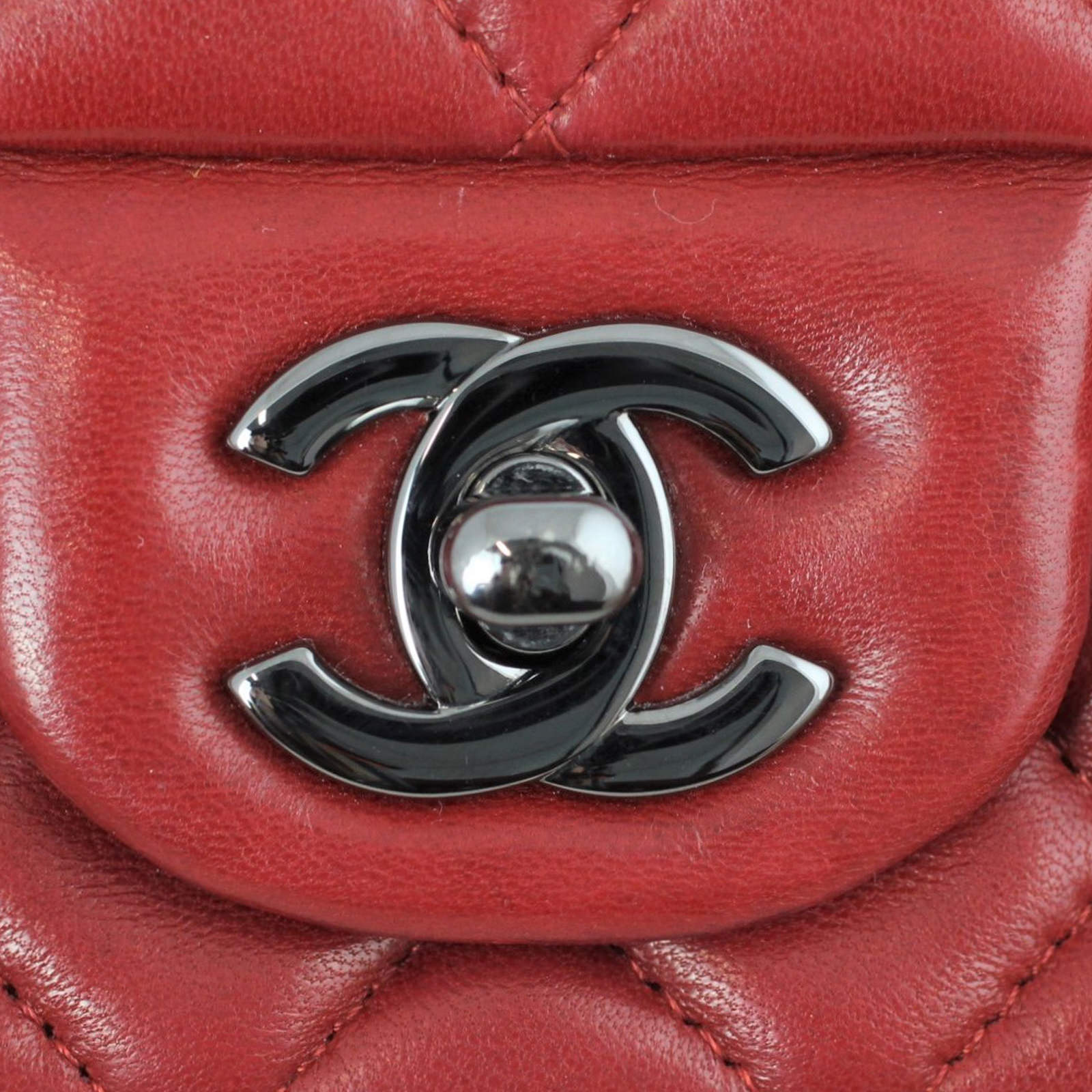 Chanel Caviar Half Moon WOC Logo