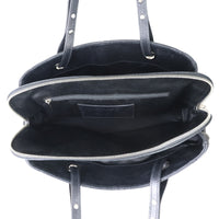 Chanel On The Road Tote Whole interior