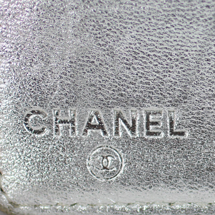 Chanel Precious Symbols Yen Wallet Stamp