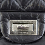 Chanel 2.55 Reissue 227 Flap Bag Lock