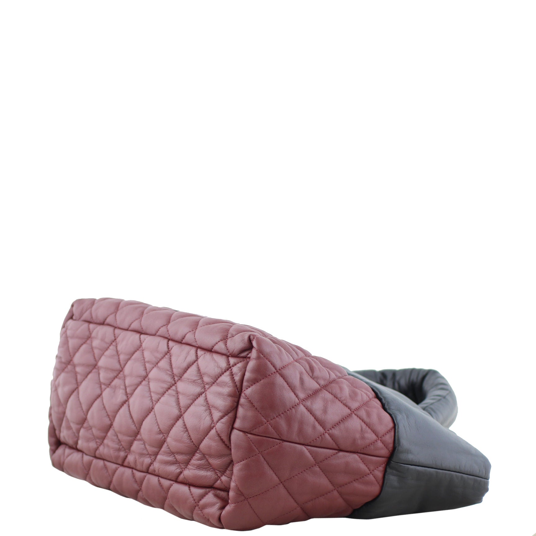 Chanel Reversible Cocoon Tote Corner