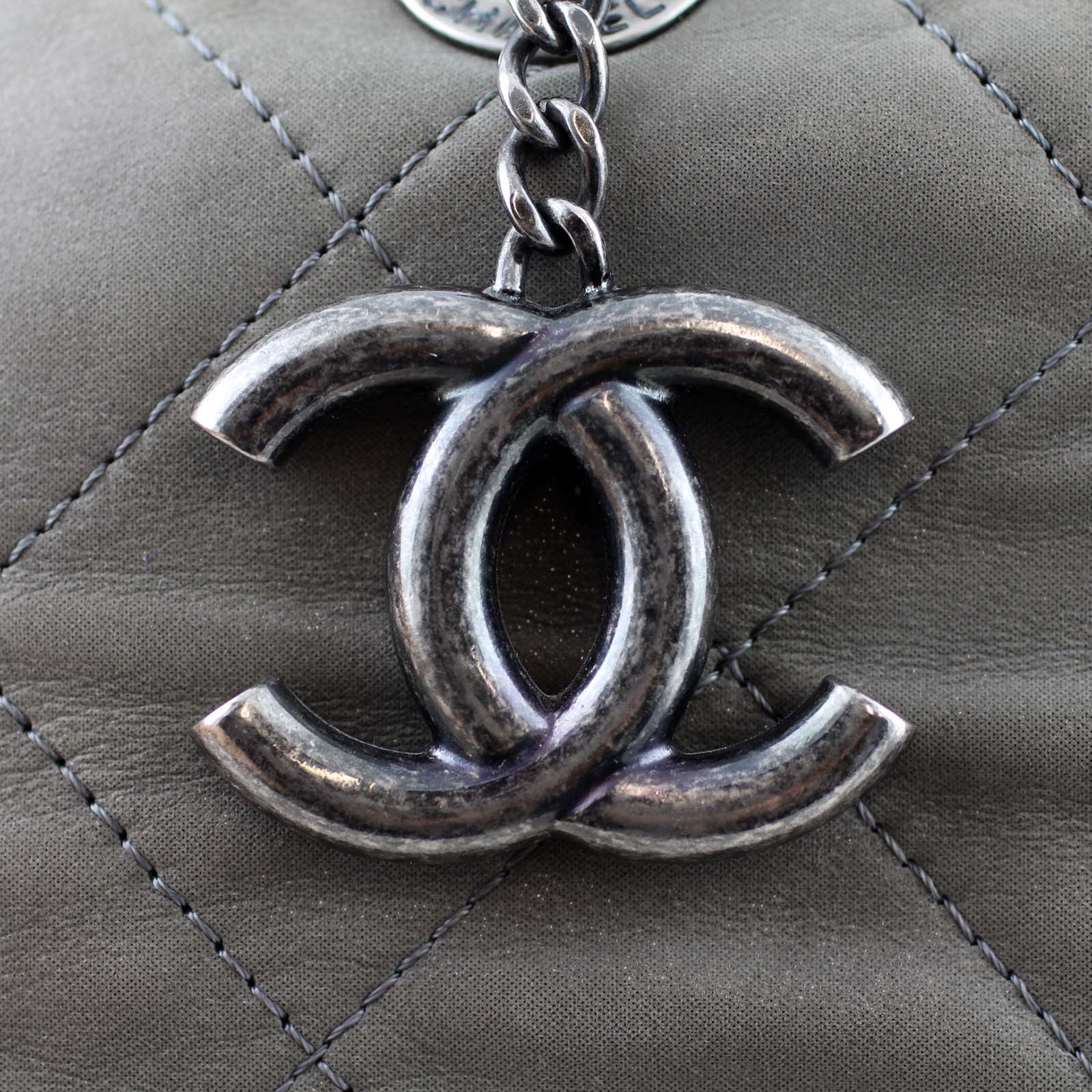 Chanel VIP Shopping Tote CC