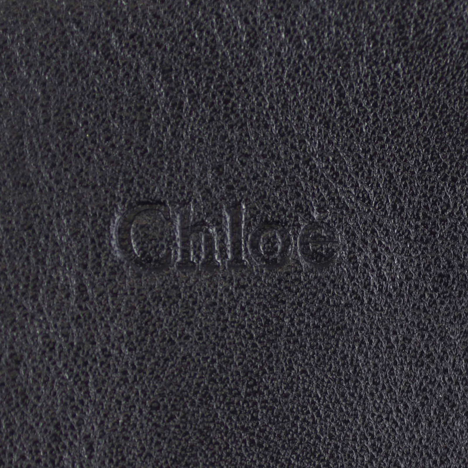 Chloe Hayley Hobo Exterior