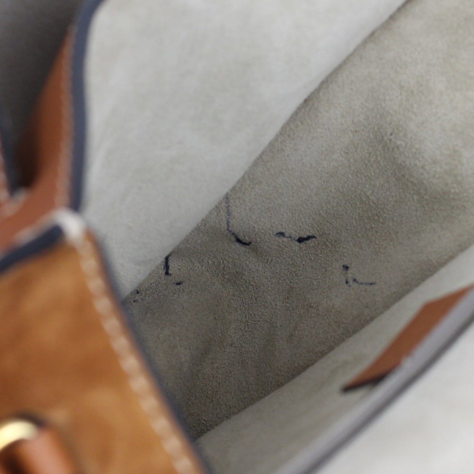 Chloé Jodie Small Shoulder Bag Stain