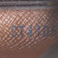 Louis Vuitton Key Pouch Monogram Date code