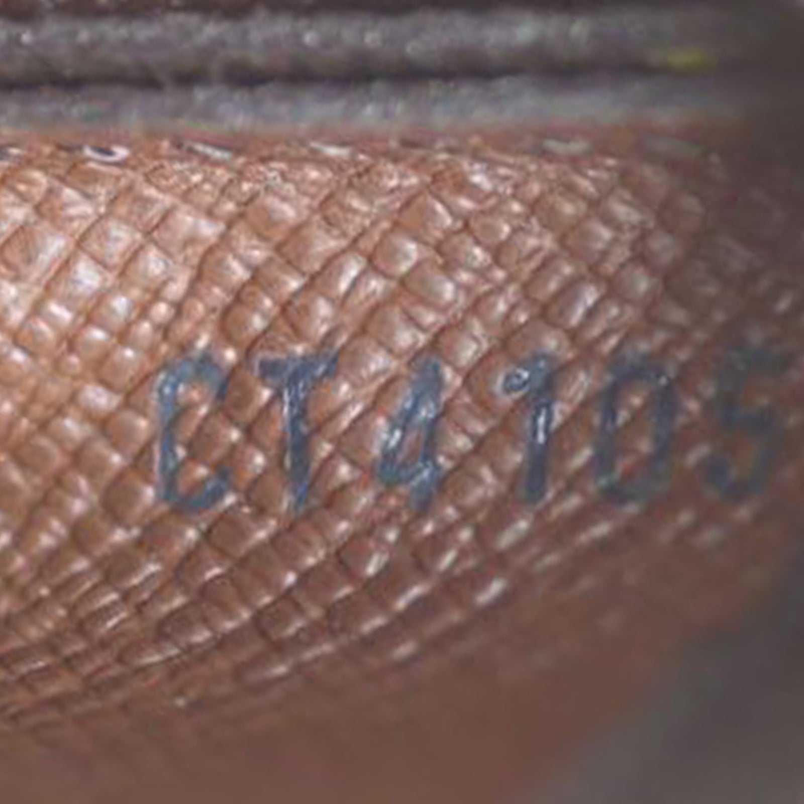 Louis Vuitton Key Pouch Monogram Date code