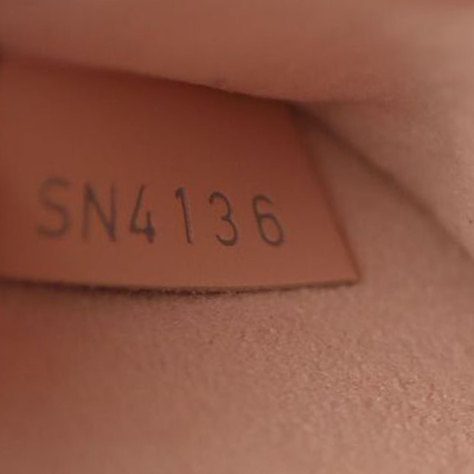 Louis Vuitton Alma BB Epi Date code