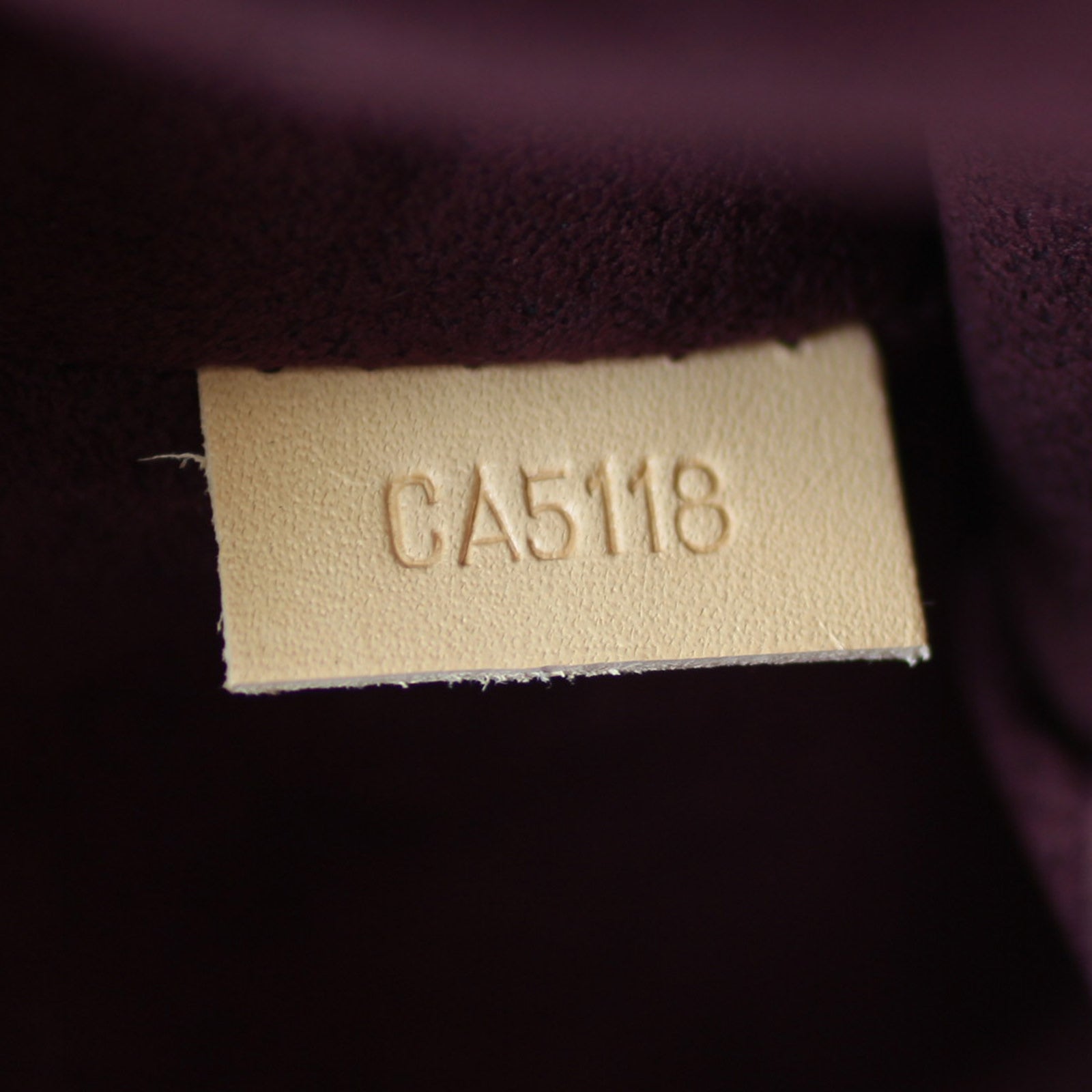 Louis Vuitton Montaigne MM Monogram Code