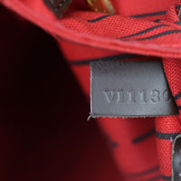 Louis Vuitton Neverfull MM Damier Ebene Date code
