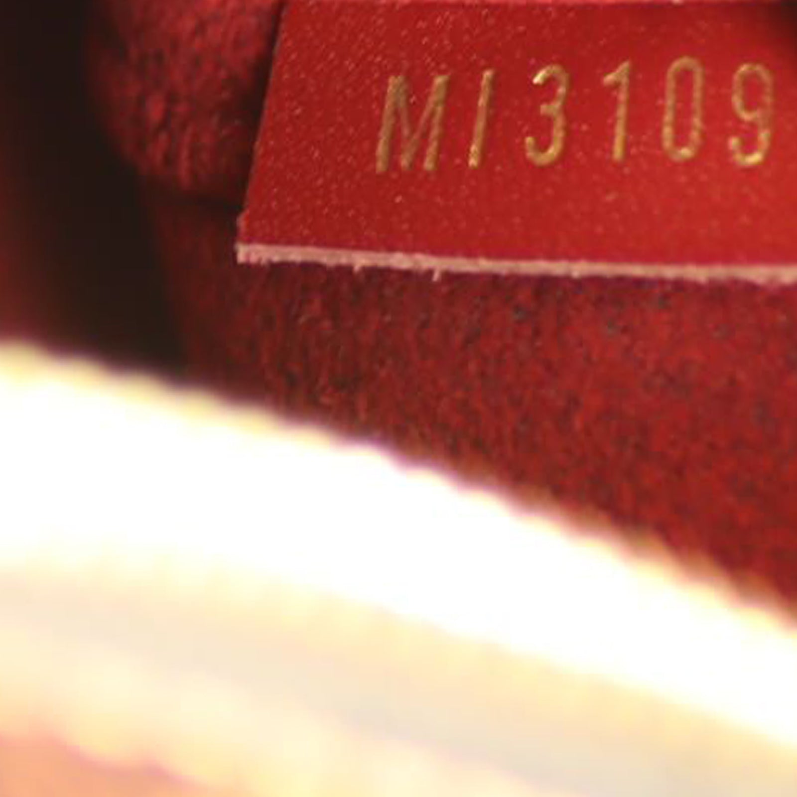 Louis Vuitton NeoNoe Damier Ebene Date code