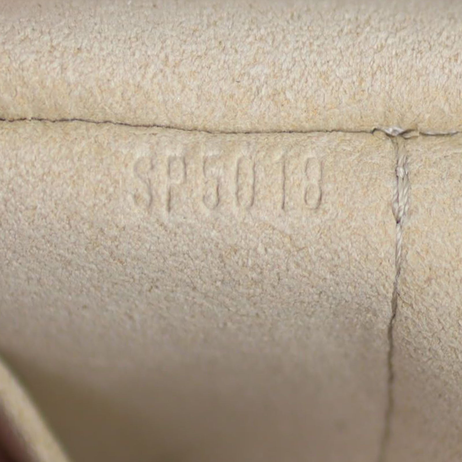 Louis Vuitton Galliera GM Damier Azur Date code