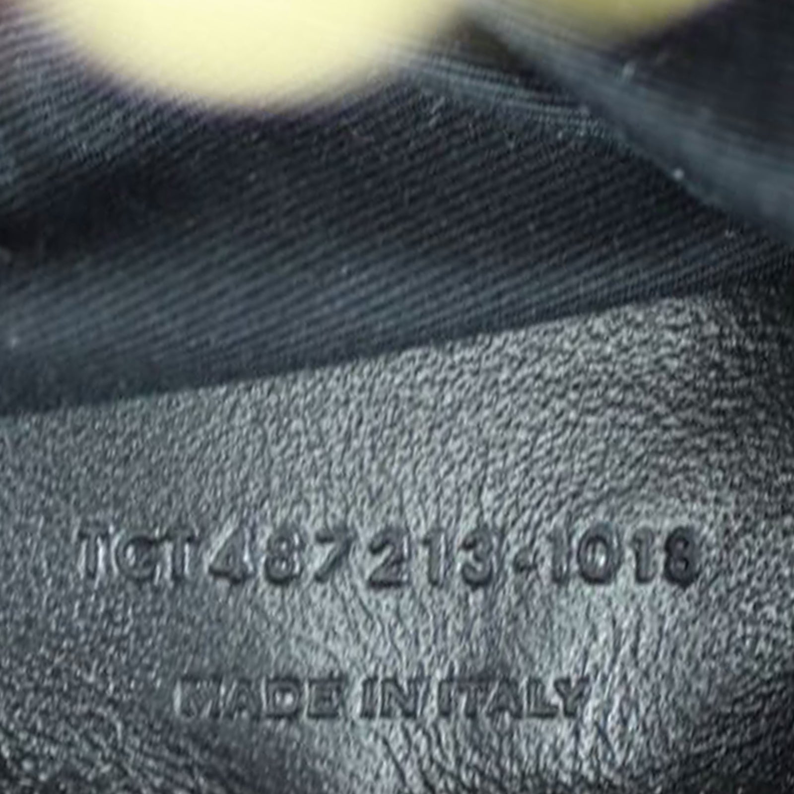 Saint Laurent College Medium Date code